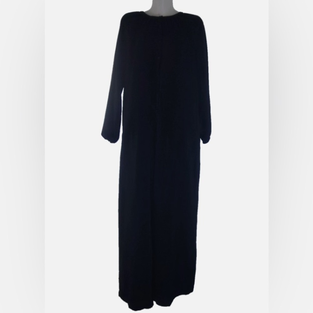 Lou & Grey Long Sleeve black Maxi Dress